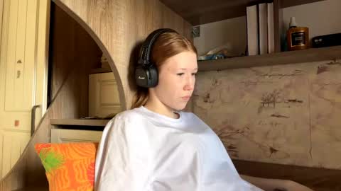 Kira online show from April 2026 10:08:02 AM