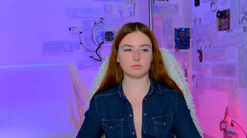 Snapshot of annterry chatting on June 2026 08:00:02 AM Ann Terry 3 online show from June 2026 08:00:02 AM