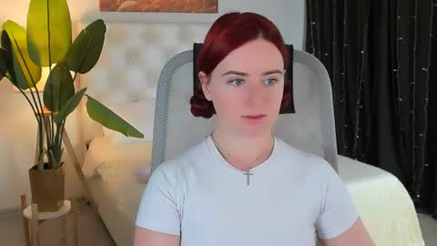 Snapshot of annterry chatting on July 2026 07:00:02 AM Ann Terry 3 online show from July 2026 07:00:02 AM