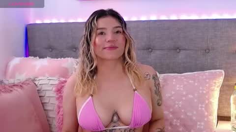 Antonella Lee online show from April 2026 04:46:02 PM