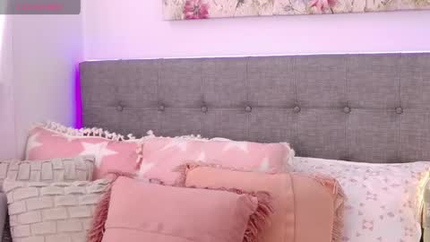 Snapshot of anntonellalee chatting on May 2026 06:04:02 PM Antonella Lee online show from May 2026 06:04:02 PM