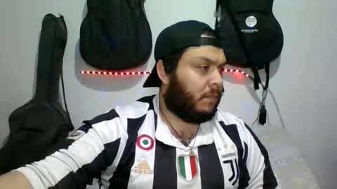 lion kennedy independent model moderator online show from February 2026 04:33:01 AM