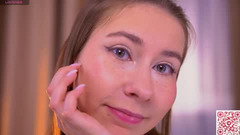 Snapshot of annuetta chatting on May 2026 08:09:02 AM Annuetta online show from May 2026 08:09:02 AM