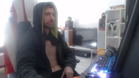 LoyalDog online show from April 2026 11:48:01 AM