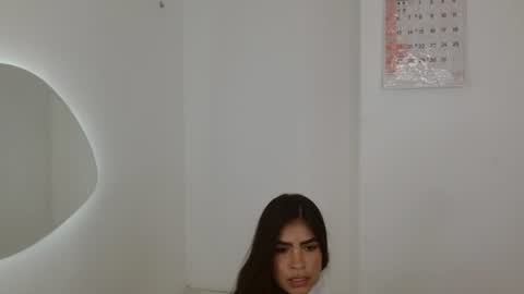 Anny  online show from August 2026 01:19:02 AM