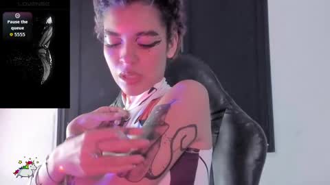 Anny online show from February 2026 09:53:02 PM