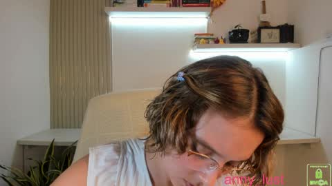 Issabela online show from April 2026 04:11:01 PM