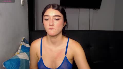 Anny online show from September 2025 01:55:01 PM