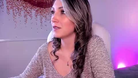 Anny online show from February 2025 12:28:01 PM