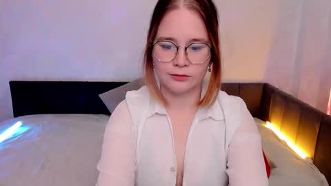 Anny online show from December 2025 08:34:01 AM