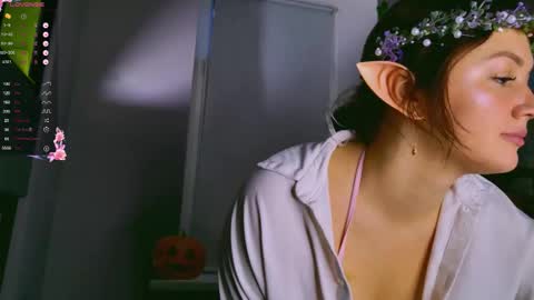 AnnySue online show from October 2025 05:41:02 AM