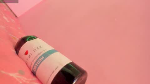 Gaby online show from November 2025 09:59:02 AM