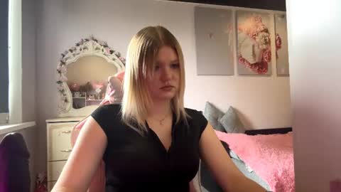 annyvibess online show from June 2026 12:29:02 PM
