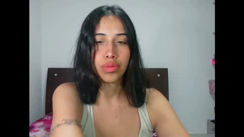 Snapshot of ant_53 chatting on November 2025 11:54:01 PM Ant 53 online show from November 2025 11:54:01 PM