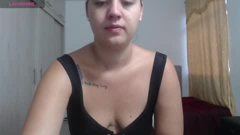 Anthonela Queen online show from October 2025 11:17:01 AM