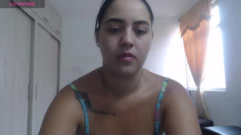 Anthonela Queen online show from November 2025 03:39:01 PM
