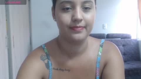 Anthonela Queen online show from November 2025 12:52:01 PM