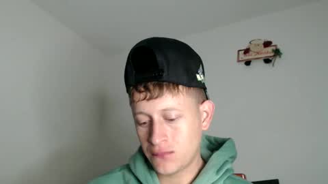 Snapshot of anthonnymorrison chatting on December 2024 12:08:01 AM leon online show from December 2024 12:08:01 AM