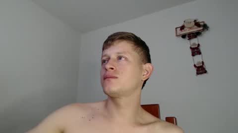 Snapshot of anthonnymorrison chatting on December 2024 06:28:02 PM leon online show from December 2024 06:28:02 PM