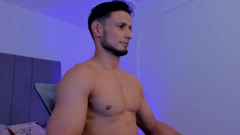 Snapshot of anthony_lewis_ chatting on December 2025 04:40:02 AM Adonys Creeb online show from December 2025 04:40:02 AM