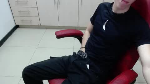 A N T H O N Y  online show from February 2026 07:07:01 PM