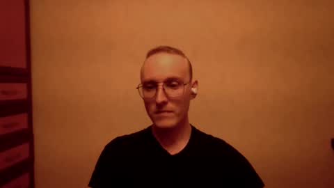 Snapshot of anthonythorn chatting on March 2025 06:43:02 PM anthonythorn online show from March 2025 06:43:02 PM