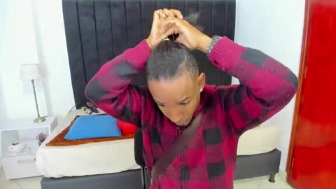 Snapshot of anthoy_wayans chatting on February 2025 12:26:01 AM online show from February 2025 12:26:01 AM