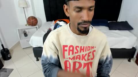 Snapshot of anthoy_wayans chatting on October 2025 12:40:02 AM online show from October 2025 12:40:02 AM