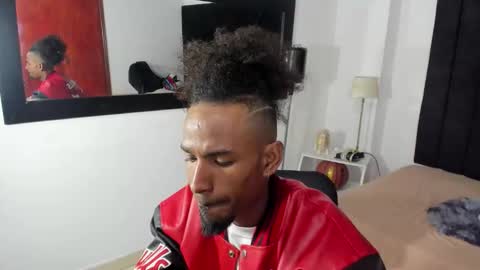 Snapshot of anthoy_wayans chatting on October 2025 12:29:01 AM online show from October 2025 12:29:01 AM