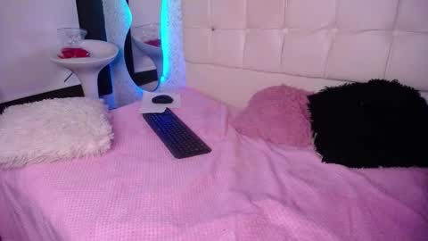 antia_x online show from November 2025 08:41:02 PM