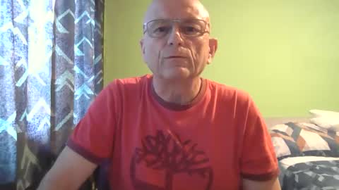 Snapshot of antmatt2025 chatting on October 2025 12:06:01 PM antmatt2025 online show from October 2025 12:06:01 PM