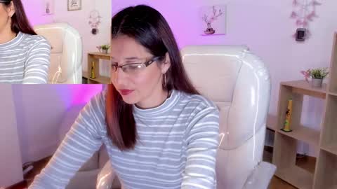 Antonella online show from February 2025 12:16:01 PM