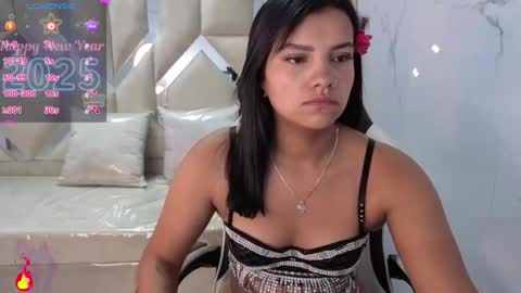 Snapshot of antonela_tp chatting on November 2025 12:55:01 PM Antonela online show from November 2025 12:55:01 PM