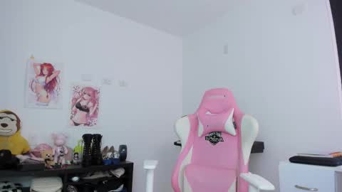 Antonella online show from October 2025 10:08:02 PM