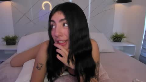 Antonella online show from November 2025 09:26:02 PM