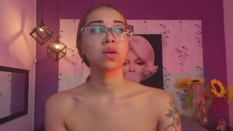 Antonella online show from April 2026 12:17:01 PM