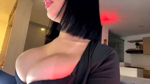 Snapshot of antonella_silva chatting on November 2025 12:16:02 AM Anto online show from November 2025 12:16:02 AM