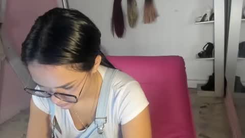 Snapshot of antonellakling_ chatting on July 2026 12:40:01 PM ANTONELLA online show from July 2026 12:40:01 PM