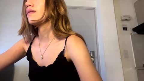 Antonella  online show from January 2025 04:55:02 PM