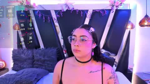 A N T O N E L L E  online show from February 2026 11:33:01 AM