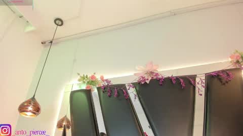 Snapshot of antonellepiercee chatting on June 2026 11:35:01 AM A N T O N E L L E online show from June 2026 11:35:01 AM