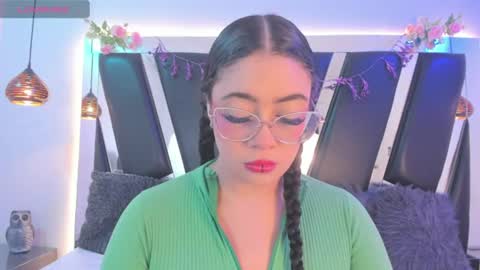 Snapshot of antonellepiercee chatting on July 2026 11:27:02 AM A N T O N E L L E online show from July 2026 11:27:02 AM
