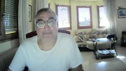 Antonio online show from January 2025 11:59:02 AM