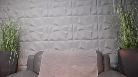 HI My name is Antonio online show from February 2025 08:05:02 PM