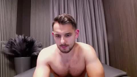 HI My name is Antonio online show from November 2025 08:09:01 PM