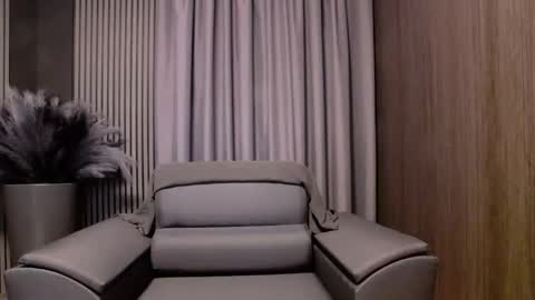 HI My name is Antonio online show from November 2025 07:58:01 PM