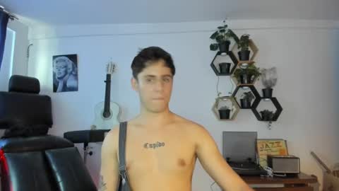 antonnello_ online show from February 2025 09:35:02 PM