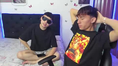 Snapshot of antonythiago_couple chatting on November 2025 05:06:01 AM Antony y thiago online show from November 2025 05:06:01 AM