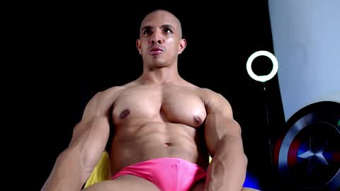 Snapshot of antonywebb94 chatting on November 2025 05:51:02 AM Instagram miguelangel1802 online show from November 2025 05:51:02 AM