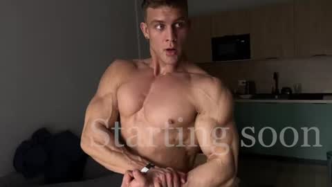 Snapshot of antray_misti chatting on June 2026 09:36:01 AM Adam 24 online show from June 2026 09:36:01 AM